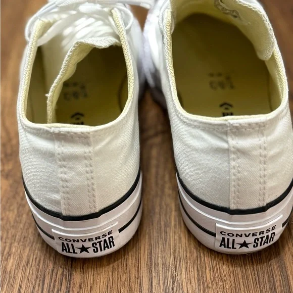 Converse White Low-Top Sneakers - Picture 5 of 8